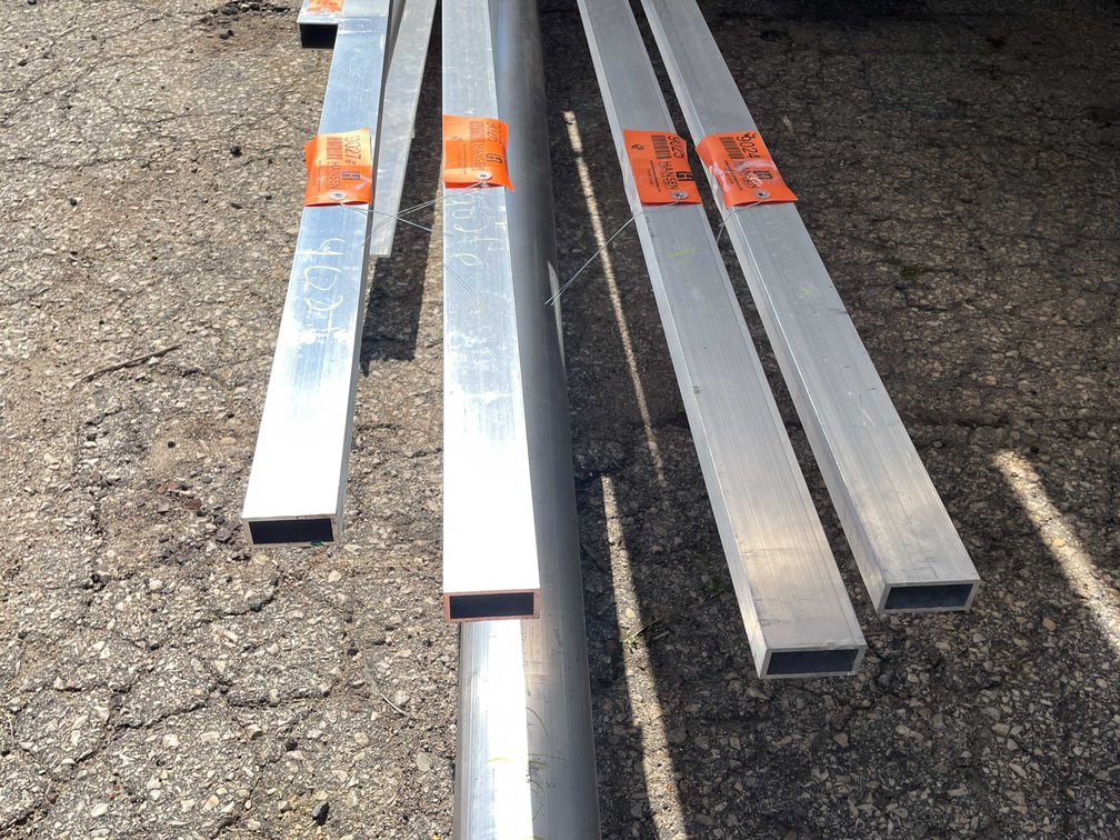 (1) Extruded Aluminum Rectangle Tube Stock (CONTGREYRACK)