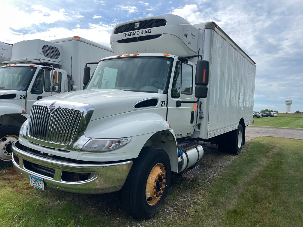 2016 International 4400 Box Truck **Non-Runner** (Has MN Title)(Milaca, MN)