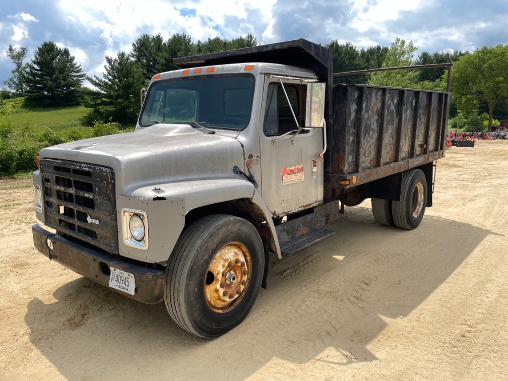 1988 International Straight Truck (Has WI Title)