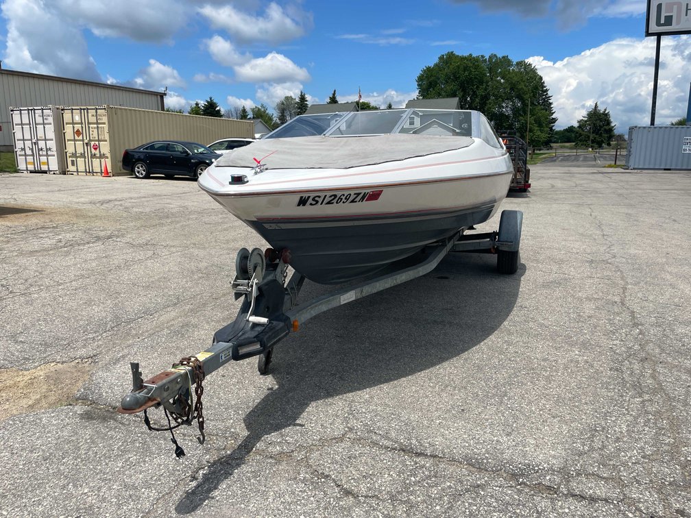 1990 Bayliner Capri 2050CX (Has WI Title)