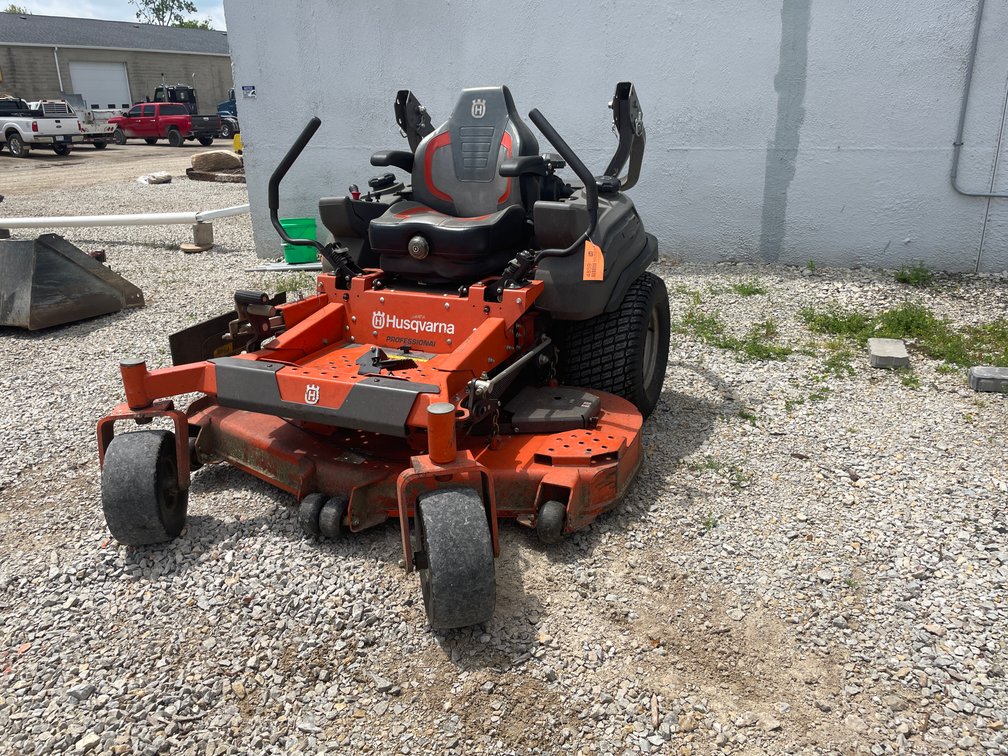 Husqvarna Professional Z560X Zero Turn Lawn Mower