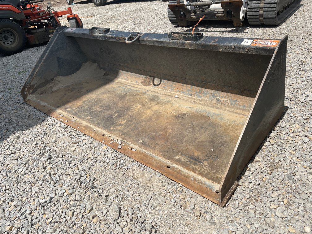 Metz Pro Series Universal Mount 84" Bucket