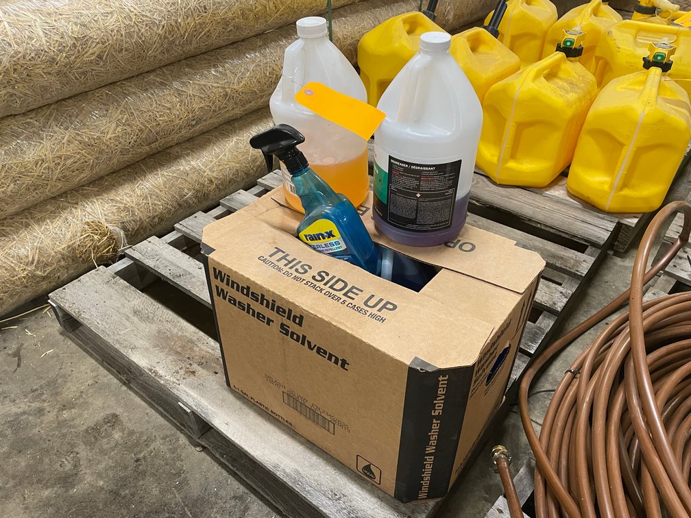 (6) 1 Gallon Windshield Washer Solvent