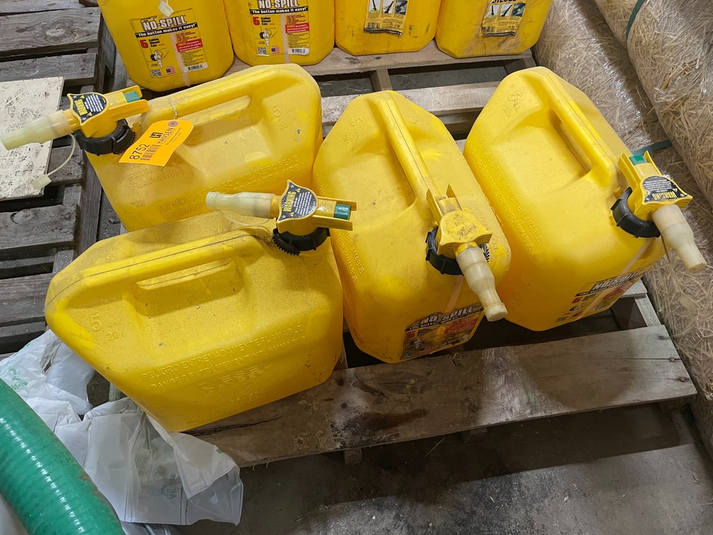 (4) 5 Gallon Diesel Cans