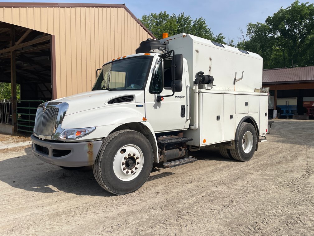 2010 International 4400 Service Truck (Has WI TItle)