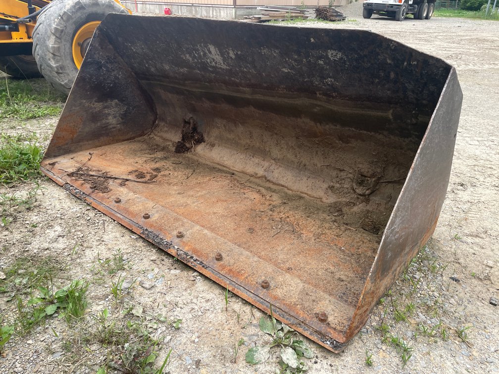 JCB 94" Bucket
