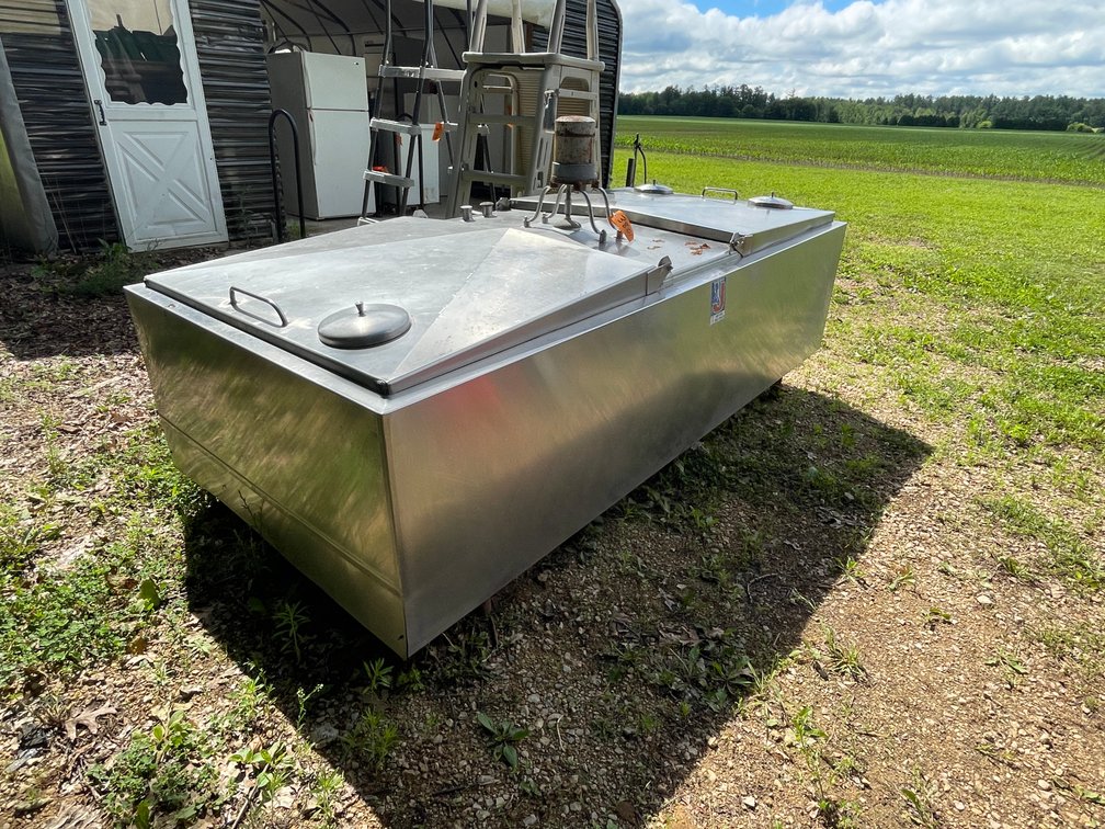 Jamesway Sani-Kool Storage Tank
