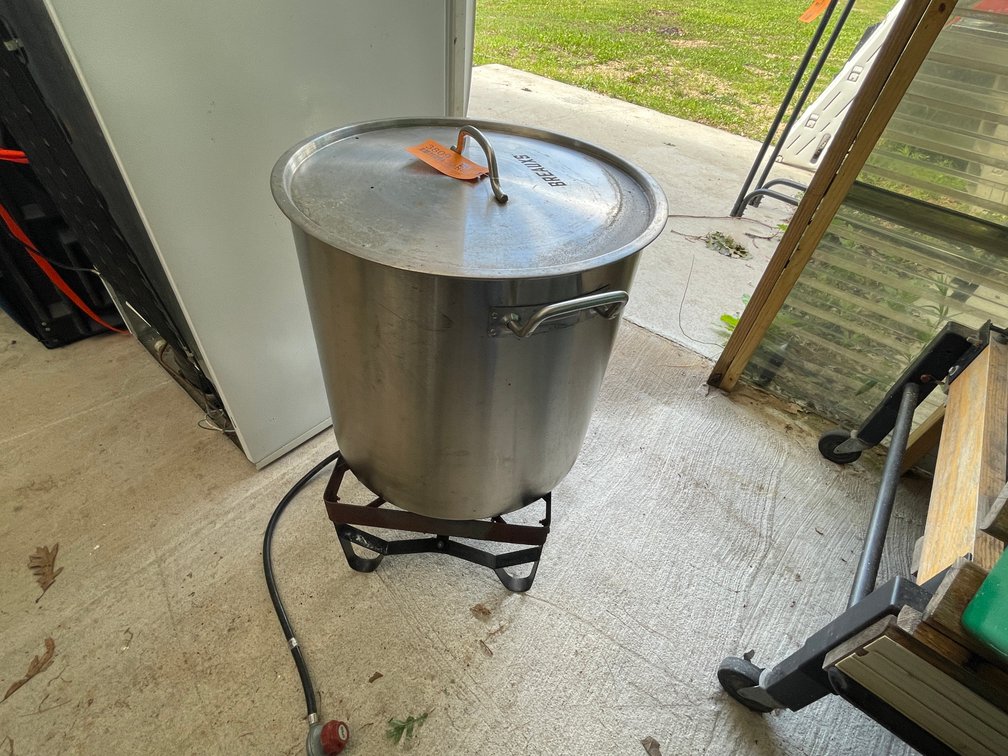 Breaux's Stainless Steel Pot with Propane Burner