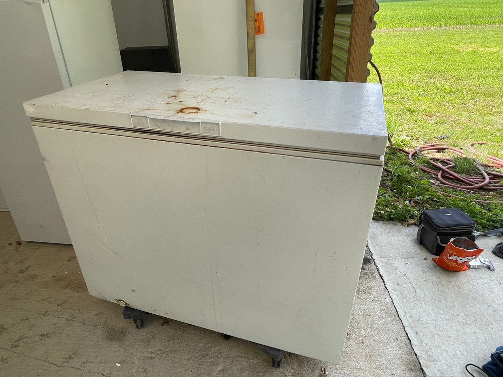 2004 Whirlpool Chest Freezer