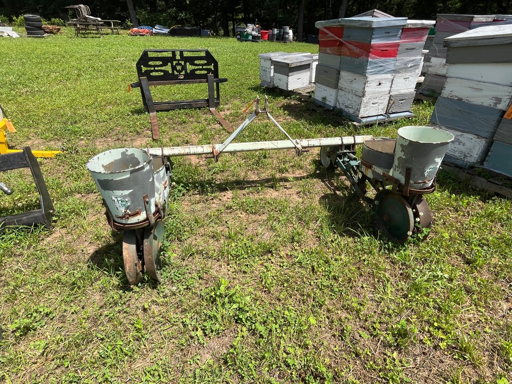 Powell Cole (2) Row Planter
