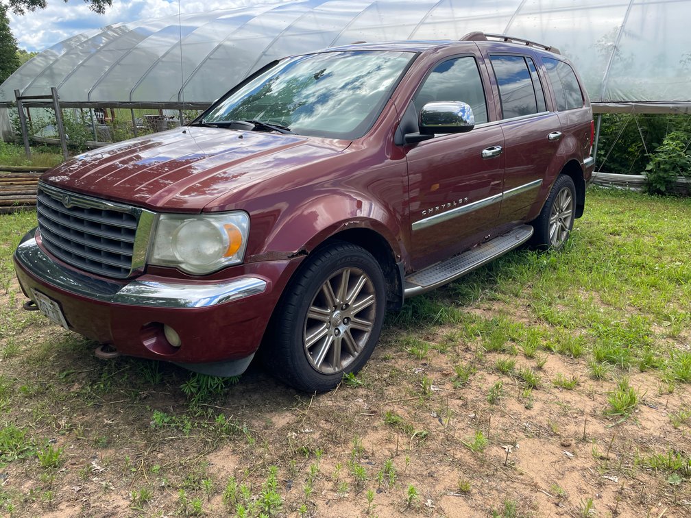 2007 Chrysler Aspen Limited SUV (Has WI Title)