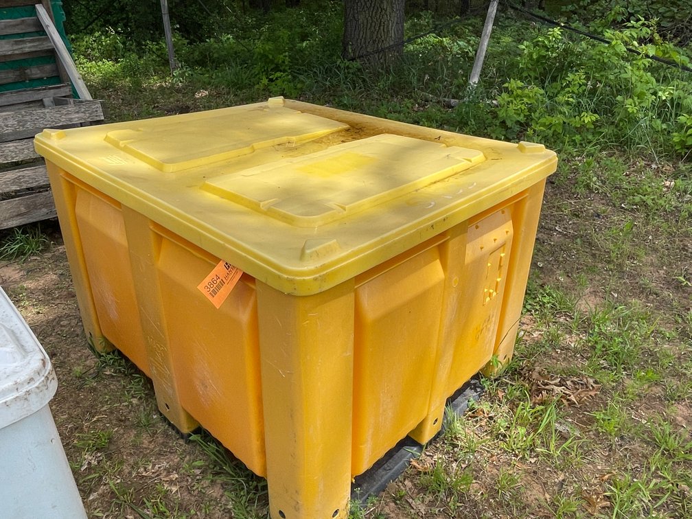 MACX Poly Vegetable Storage Container