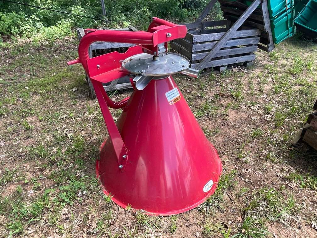 Farm Star Spreader