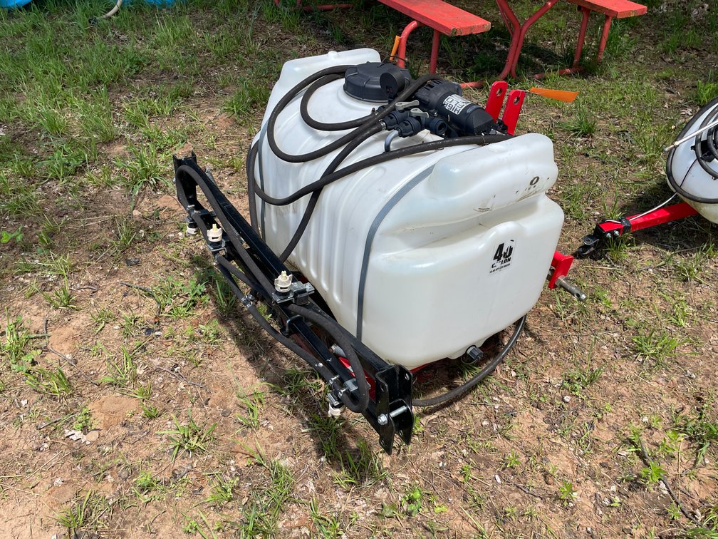 40 Gallon 3 Point Sprayer