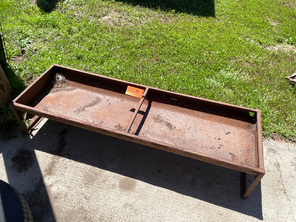 Metal Feed Trough