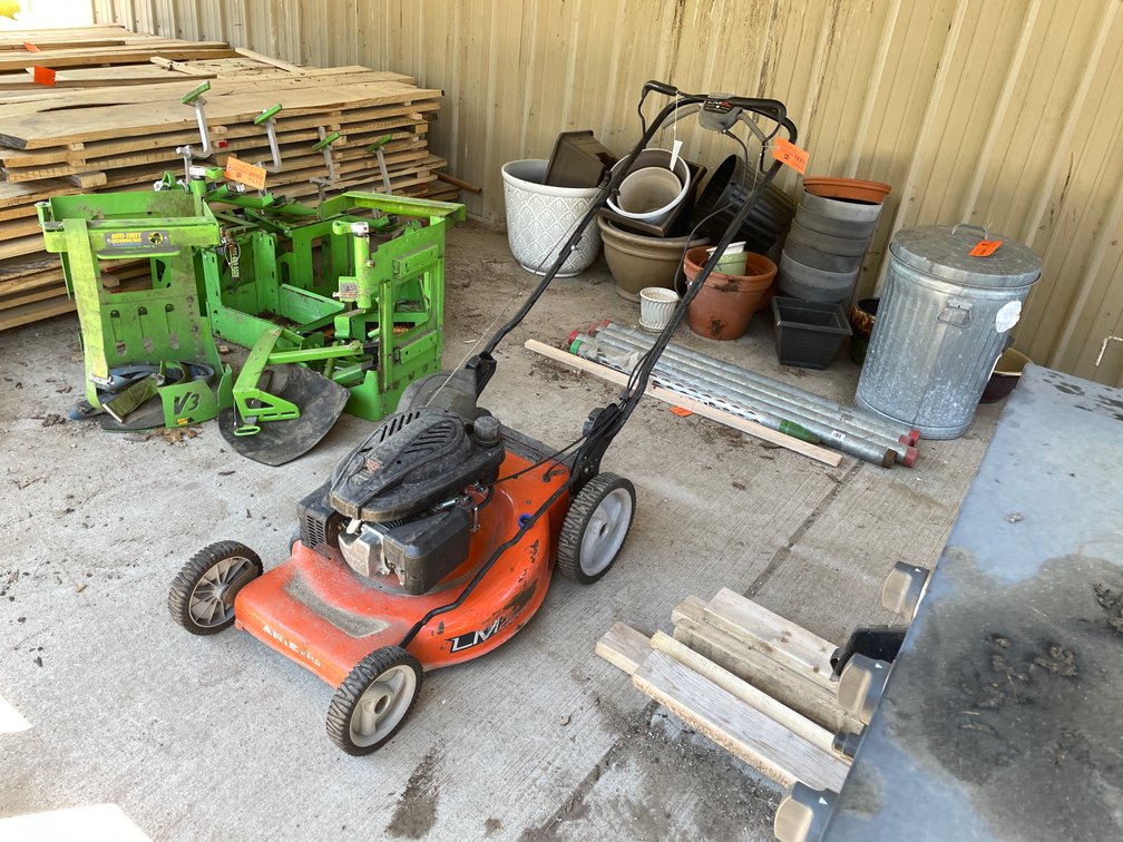 Ariens LM22 Self Propelled Push Mower