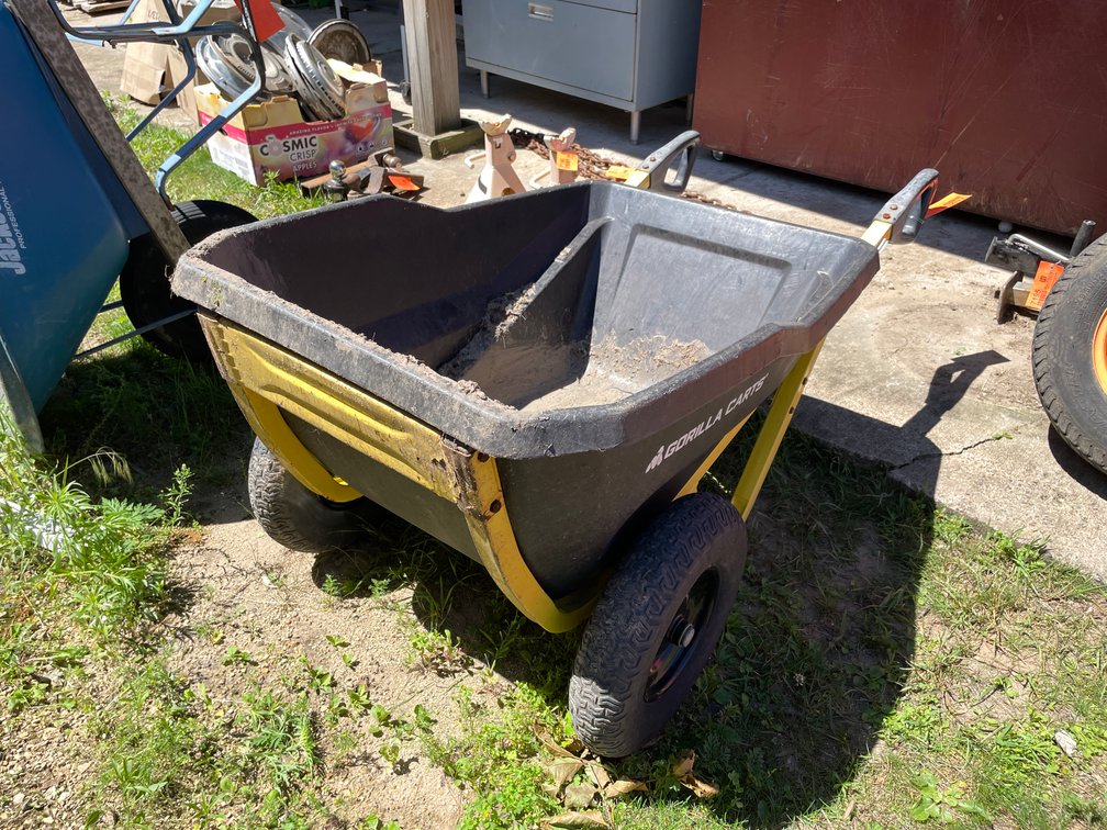 Gorilla Cart Poly Tub 2-Wheel Cart