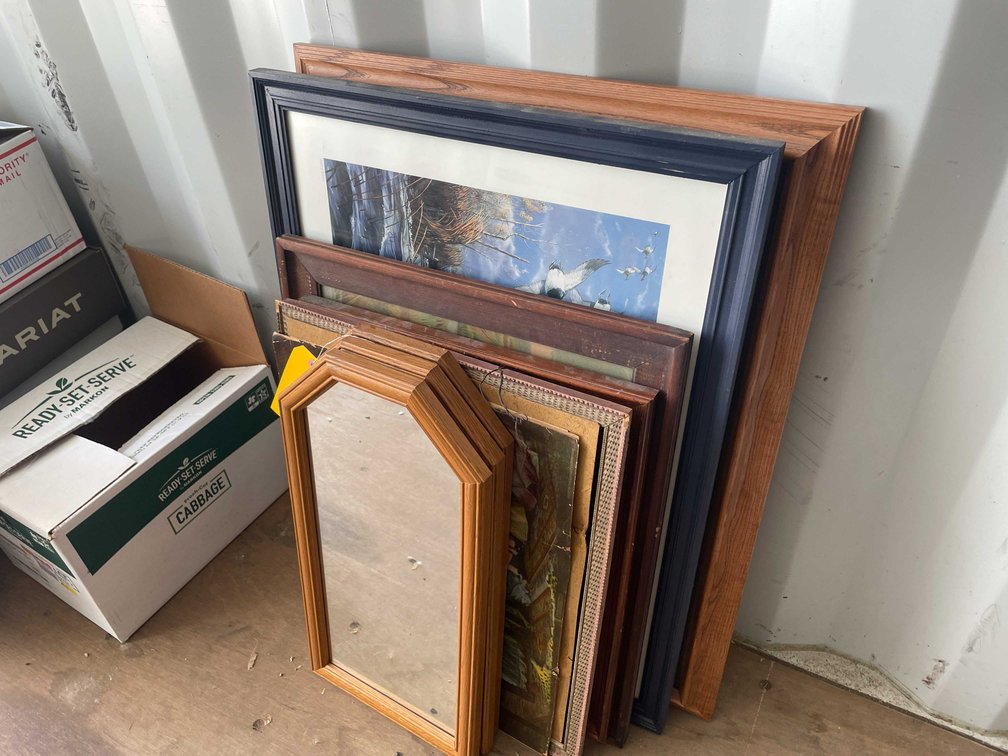 Picture Frames (C1)