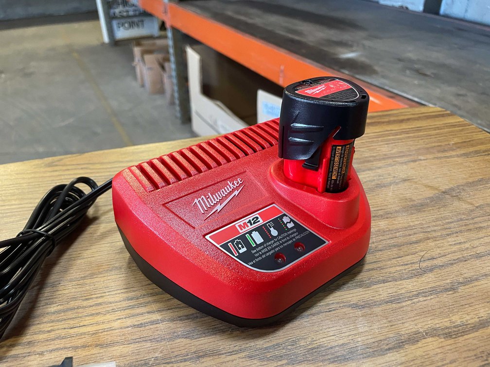 M12 Battery and Charger (PR5)