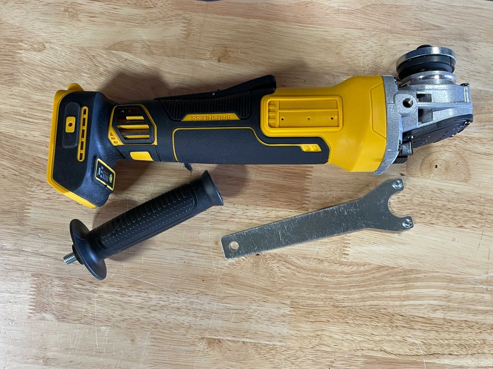 Dewalt Compatible Cut Off Tool (CW)