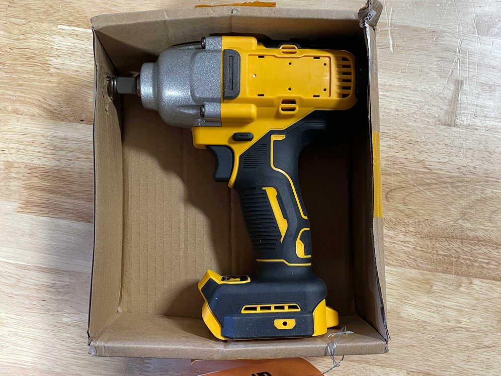 New Impact Wrench, Dewalt Compatible (CW)
