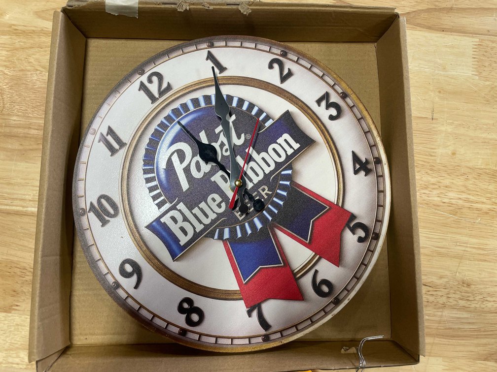 Pabst Blue Ribbon Beer Wall Clock (T2)