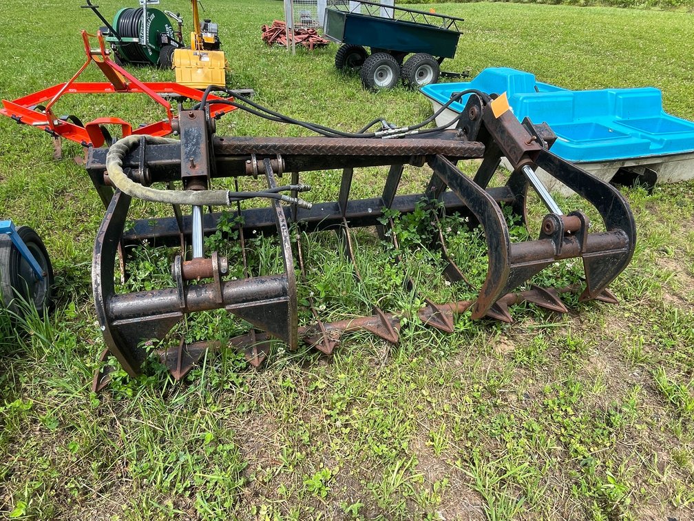 Piranha Grapple Bucket