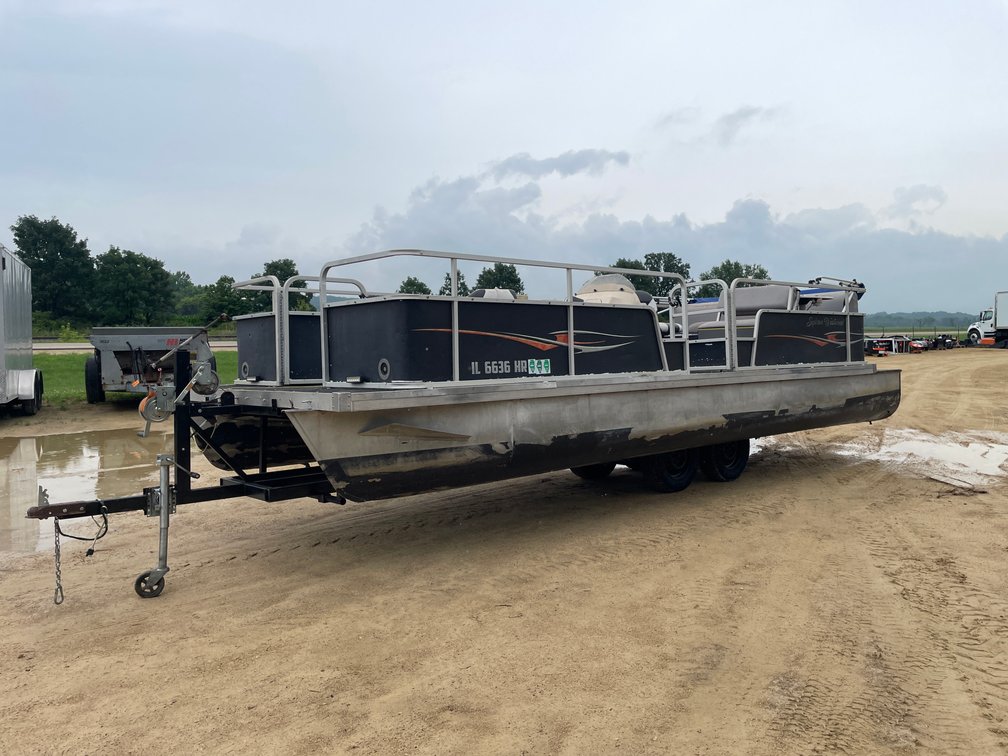 22' Sylvan Westwind Pontoon (Has WI Title)