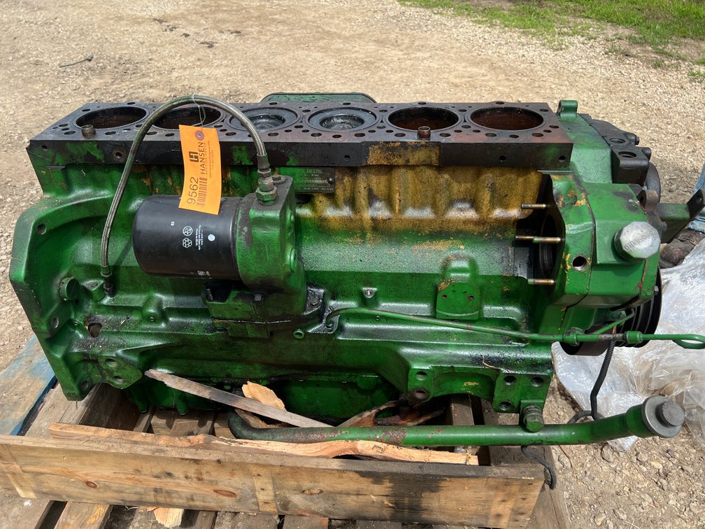 John Deere 466 Short Block