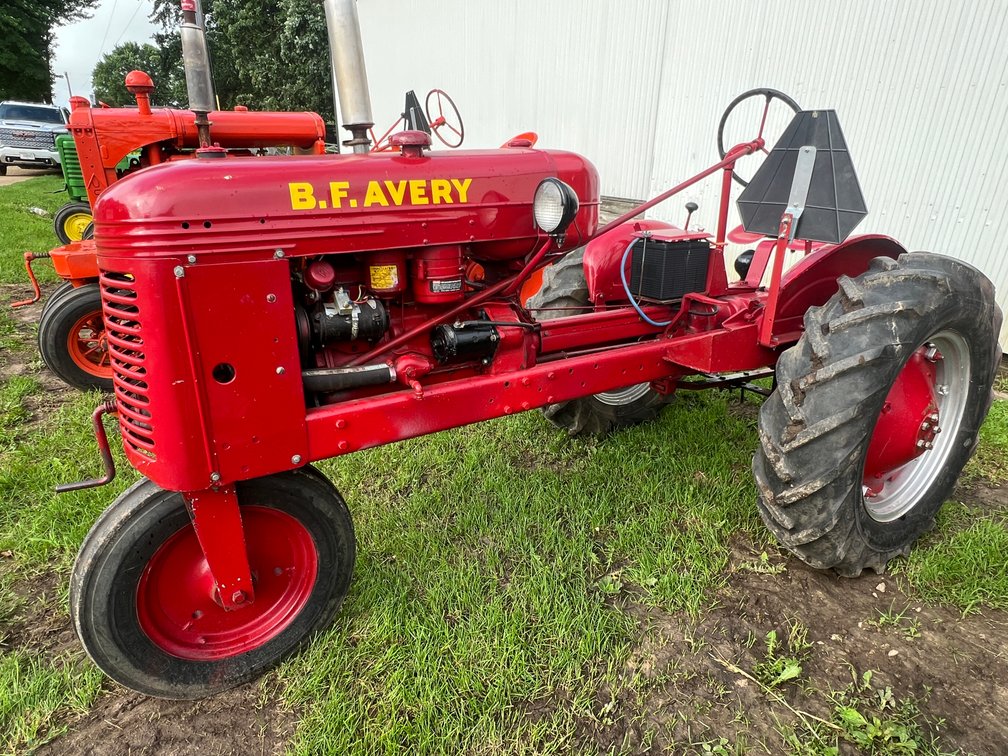 1945 B.F. Avery