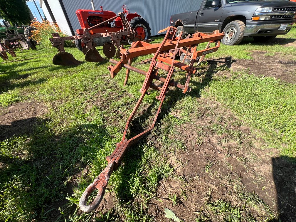 Allis-Chalmers Snap Coupler 4 Bottom Plow