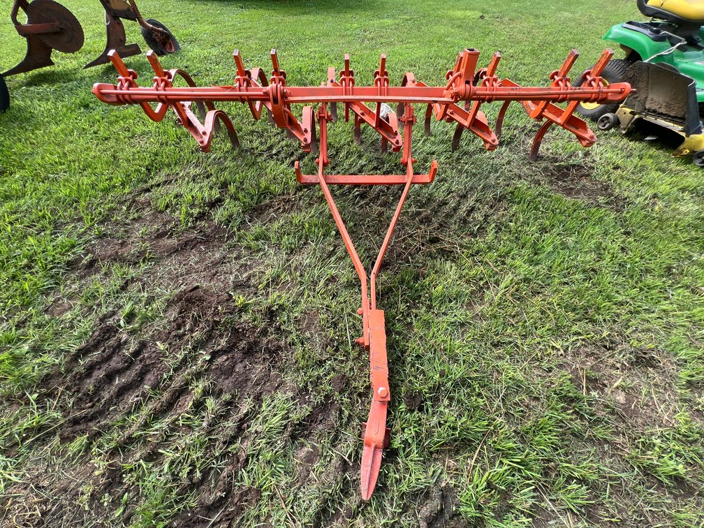 Allis-Chalmers Snap Coupler Field Cultivator