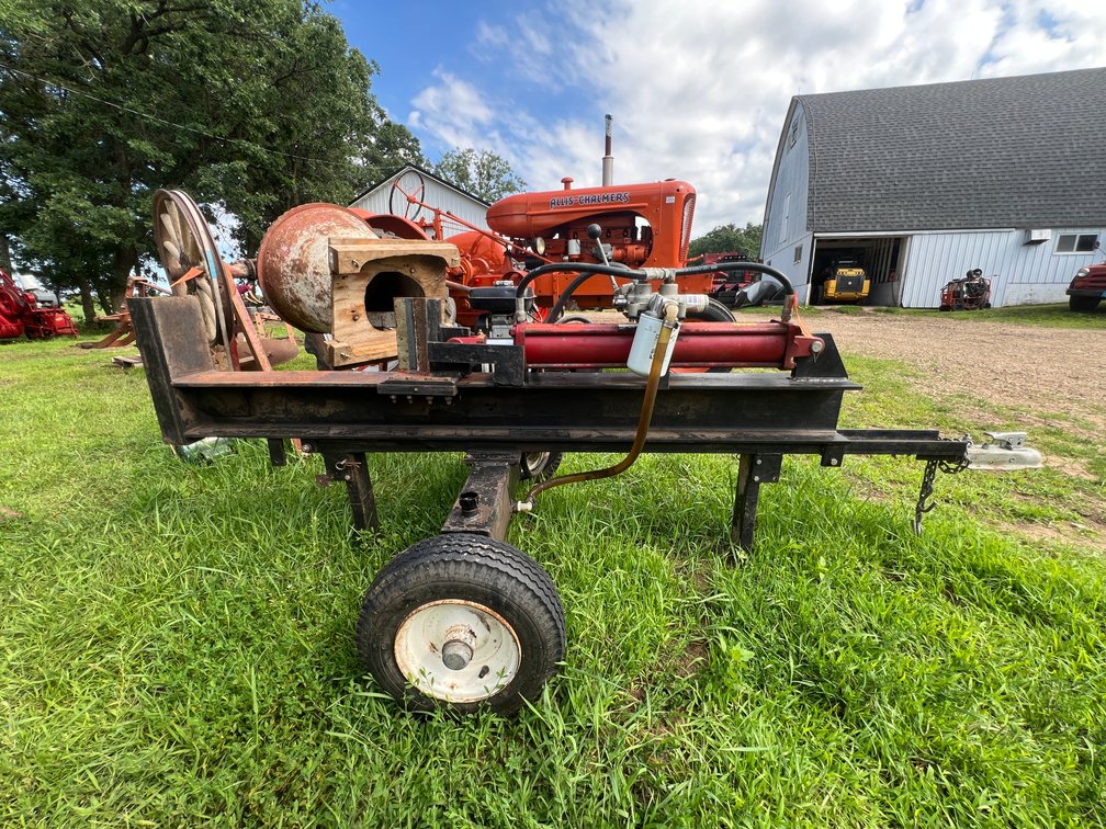 Northern Hydraulics Wood Splitter