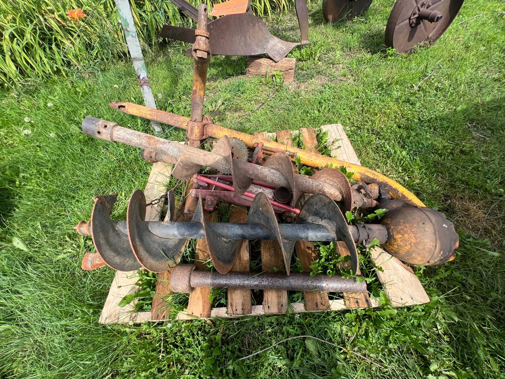 Post Hole Digger for Tractor with Extra Auger