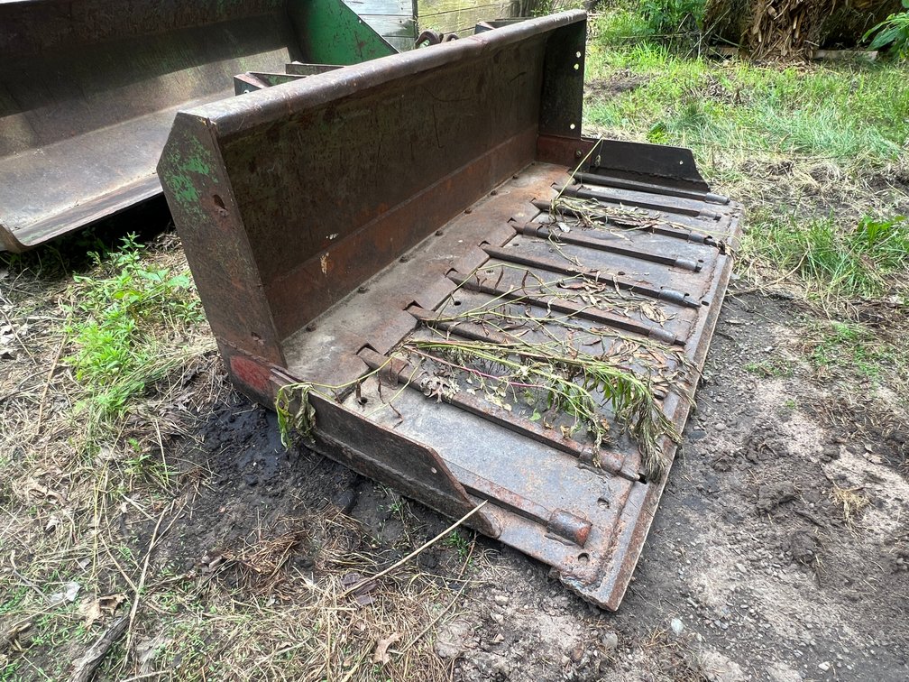 Manure Tine Bucket