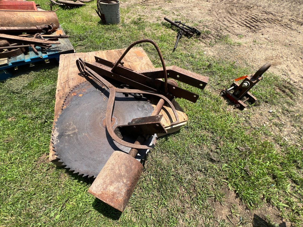 Belt Driven Buzz Saw and Ice/Log Hook