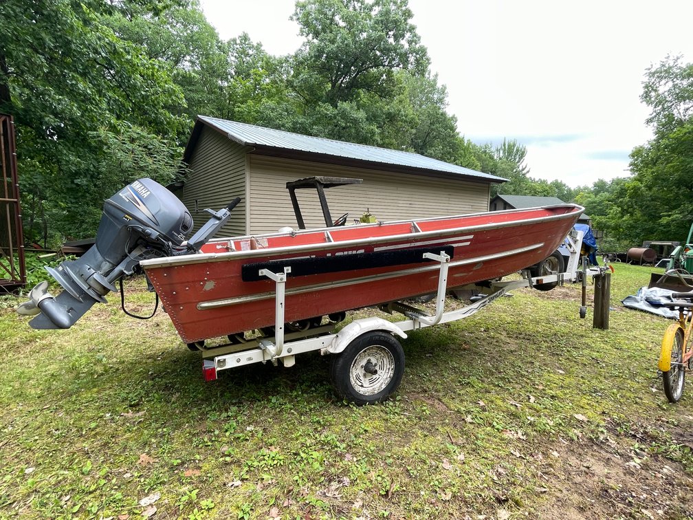 1981 Lowe Line Boat with 1999 Shorelander Boat Trailer (No Title) (Sells Bill of Sale)