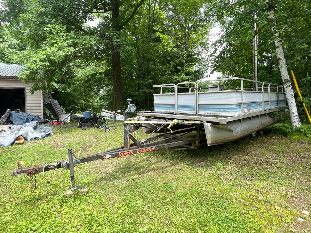 Northwoods Pontoon with North Country Pontoon Scissor Trailer (No Title) (Sells Bill of Sale)