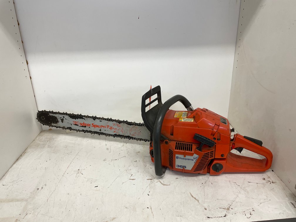 Husqvarna Chainsaw