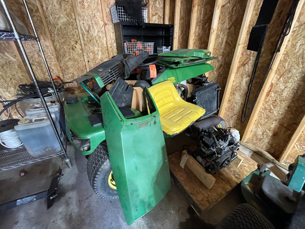 John Deere Lawn Tractor 425