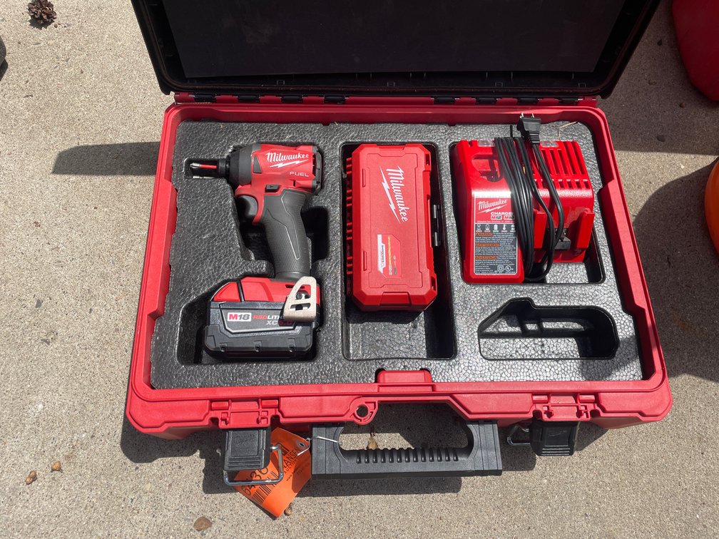 Milwaukee Packout and Impact Driver Set