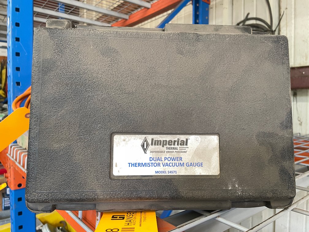Imperial Dual Power Thermistor Vacuum Gauge