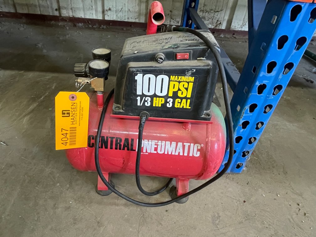 Central Pneumatic Portable Air Compressor