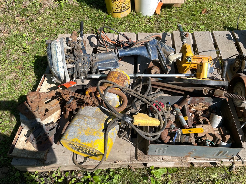 Boat Motor, Jumper Cables, Pipe Fixtures & Clamps