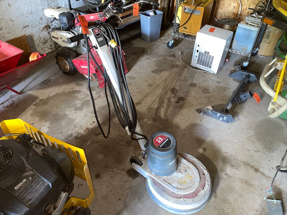 Advance Floor Polisher