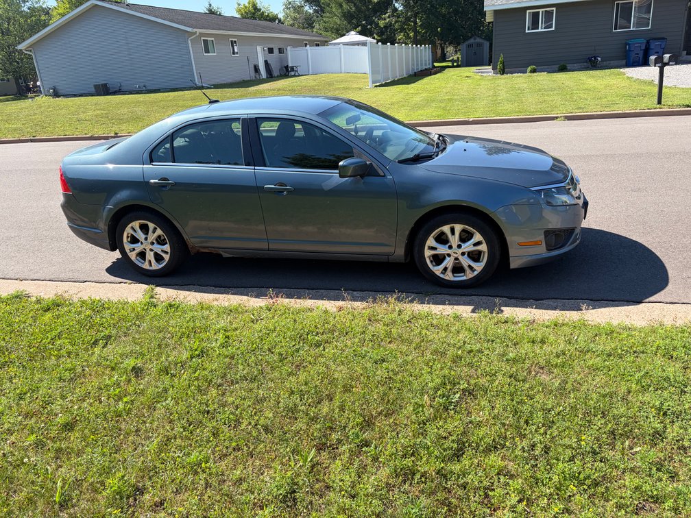 2012 Ford Fusion (Has WI Title) (Mosinee, WI)