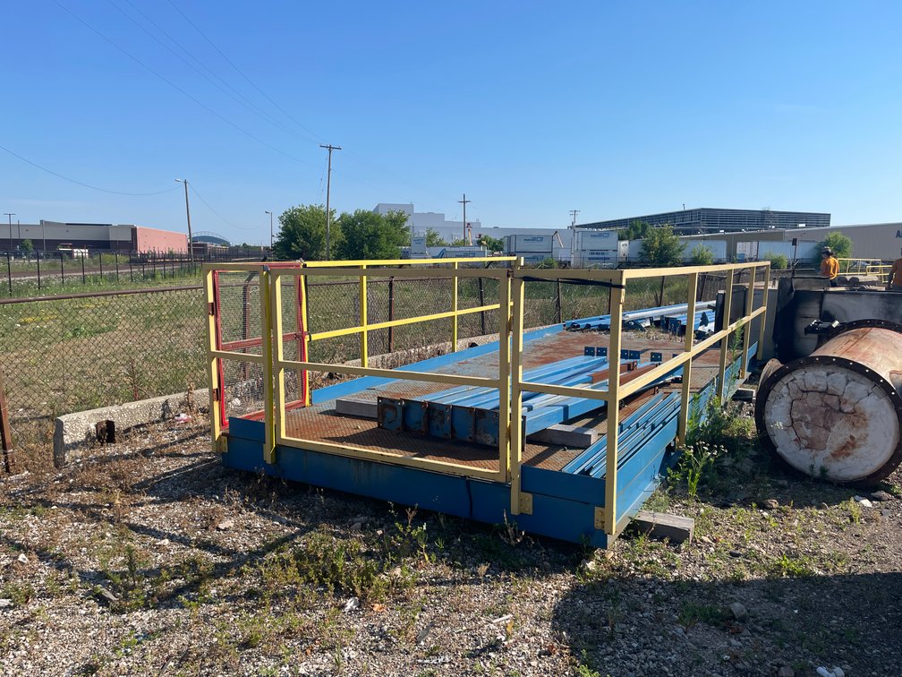 2-Part Steel Industrial Warehouse Mezzanine