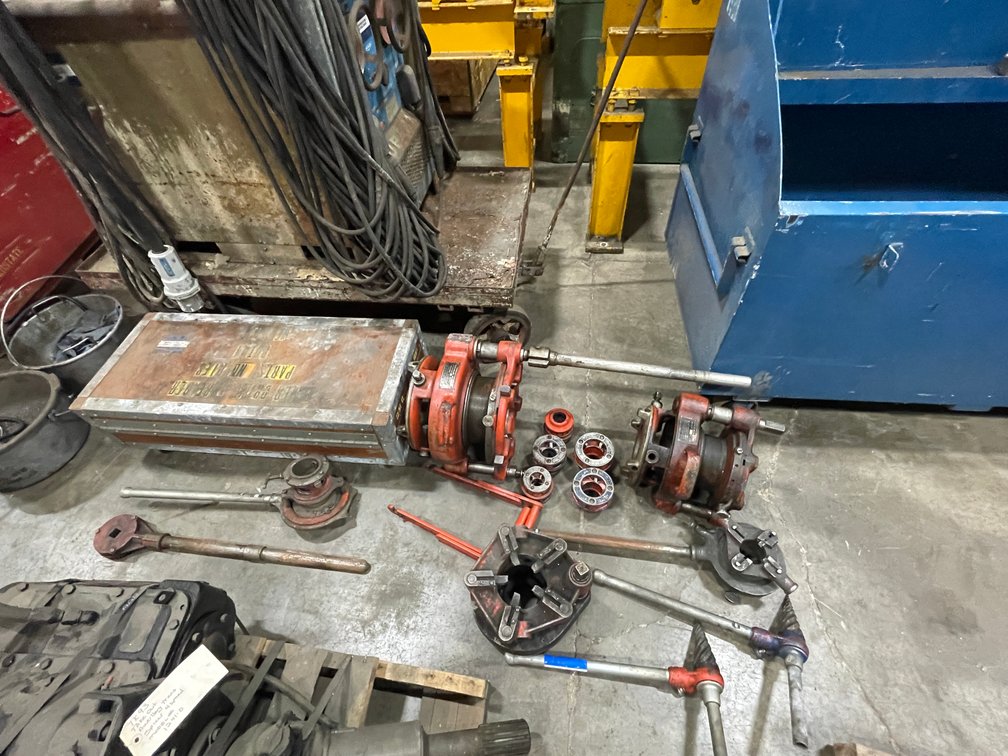 Large Lot of Ridgid Pipe Threading Tools and Supplies