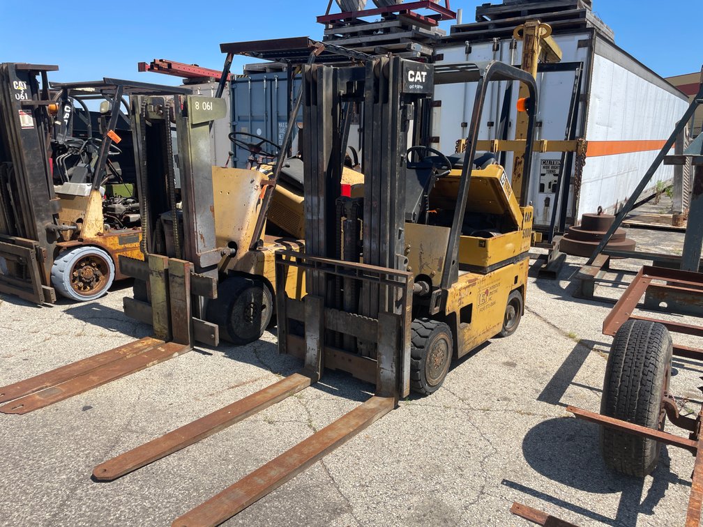 CAT T500 LP Forklift Parts Machine
