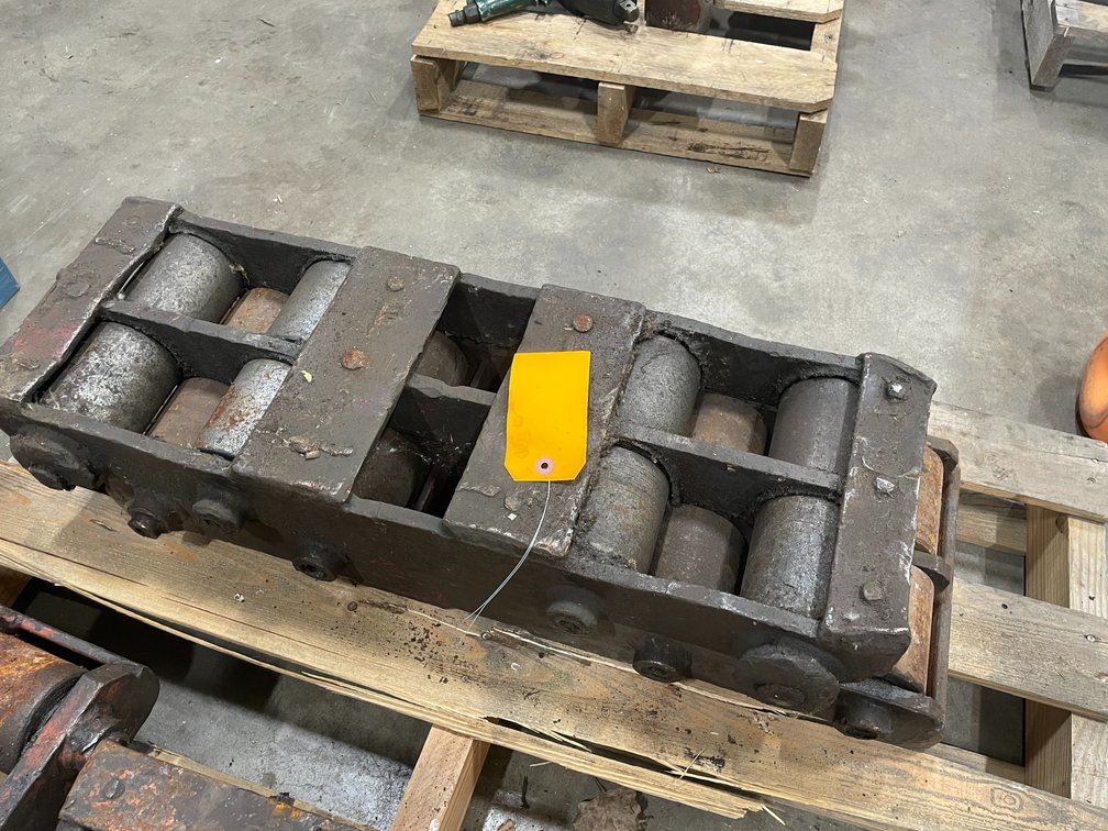 (2) Hevi-Haul Machinery Moving Skates